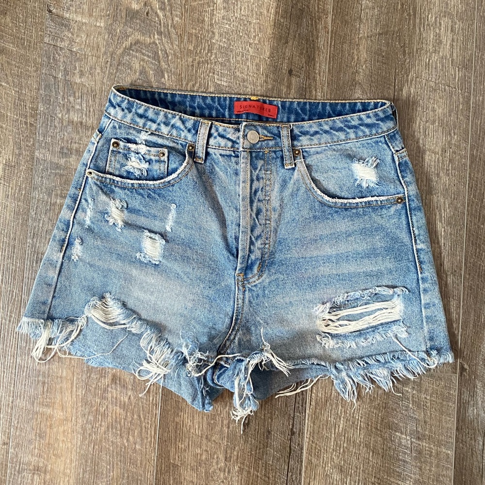 Signature 8 Ripped Denim Shorts